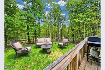  19 Livingston Lane, Gouldsboro, PA 18424 - Photo 4