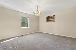 631 Sunglo Ln, Henryville, PA 18332 - Photo 24