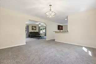 631 Sunglo Ln, Henryville, PA 18332 - Photo 6
