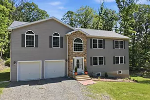 631 Sunglo Ln, Henryville, PA 18332 - Photo 92
