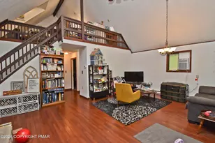 2059 Candlewood Dr, East Stroudsburg, PA 18301 - Photo 2