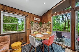 2132 Penny Ln, Pocono Pines, PA 18350 - Photo 12