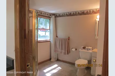  2257 Pine Lane, Bushkill, PA 18324 - Photo 10