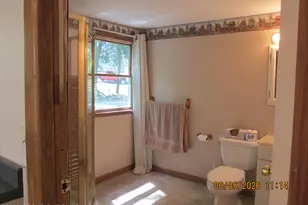 2257 Pine Ln, Bushkill, PA 18324 - Photo 10