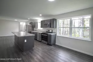 8091 Elizabeth Ln, Tobyhanna, PA 18466 - Photo 10