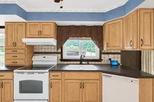 292 Farmer Bush Rd, East Stroudsburg, PA 18301 - Photo 10