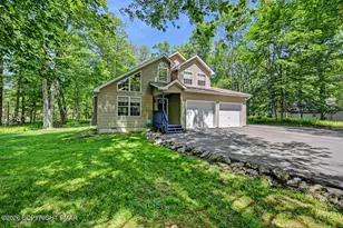 125 Cardinal Ln, Pocono Lake, PA 18347 - Photo 2