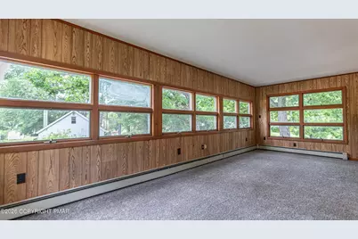  6011 Running Valley Road, Stroudsburg, PA 18360 - Photo 14
