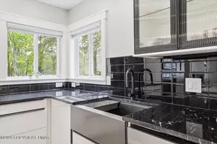 2039 Candlewood Ln, Blakeslee, PA 18610 - Photo 6