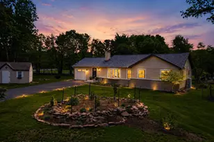 2039 Candlewood Ln, Blakeslee, PA 18610 - Photo 2