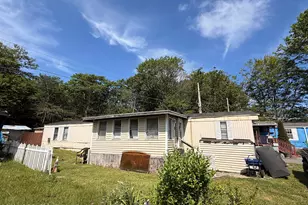 103 Maygood Ln, Tobyhanna, PA 18466 - Photo 2