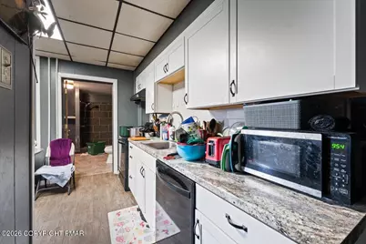 16 W Franklin Street, Saint Clair, PA 17970 - Photo 20