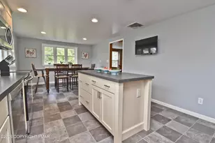 153 Mountain View Dr, Stroudsburg, PA 18360 - Photo 12