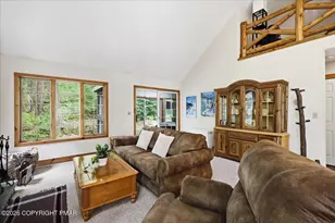 128 Short Hill Rd, Lake Harmony, PA 18624 - Photo 6