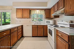 252 Long View Ln, Pocono Pines, PA 18350 - Photo 8