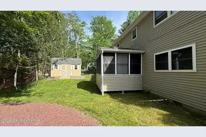  1140 Country Place Drive, Tobyhanna, PA 18466 - Photo 28