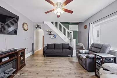  153 E White Street, Summit Hill, PA 18250 - Photo 30