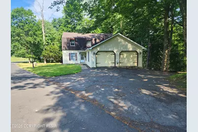  139 Maple Avenue, East Stroudsburg, PA 18301 - Photo 2