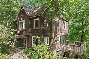 90 Oak Ln, Pocono Manor, PA 18349 - Photo 2