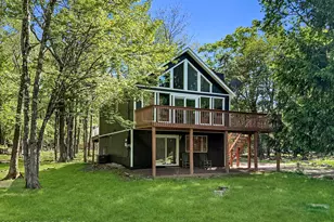 18 New Birch St, Lake Harmony, PA 18624 - Photo 1