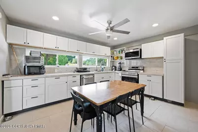  6610 Pa Route 873, Slatington, PA 18080 - Photo 16