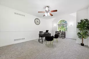 170 Music Center Dr, East Stroudsburg, PA 18301 - Photo 38