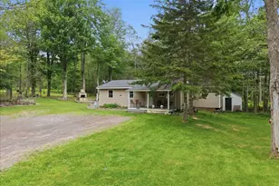 1208 Little Billy Ln, Tobyhanna, PA 18466 - Photo 2