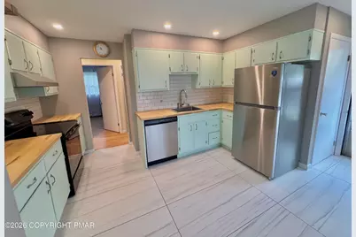  1111 Hillcrest Drive, Stroudsburg, PA 18360 - Photo 8