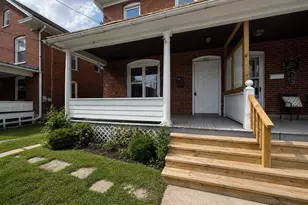 848 Thomas St, Stroudsburg, PA 18360 - Photo 2