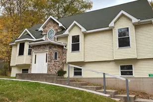2193 Lake Dr, Henryville, PA 18332 - Photo 2