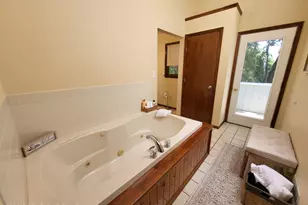 251 Dorchester Dr, Bushkill, PA 18324 - Photo 32
