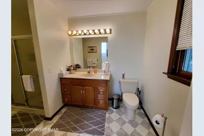  251 Dorchester Drive, Bushkill, PA 18324 - Photo 32