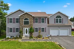 1091 Clover Rd, Long Pond, PA 18334 - Photo 1
