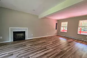 2149 Valleyview Dr, Bushkill, PA 18324 - Photo 4