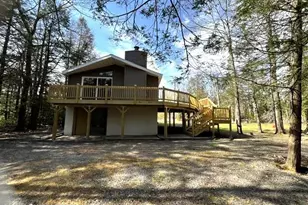 1187 Carriage Ln, Tobyhanna, PA 18466 - Photo 1