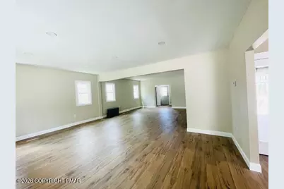 [Address not provided], Scranton, PA 18509 - Photo 10