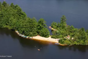 2394 Overlook Ln, Pocono Pines, PA 18350 - Photo 38
