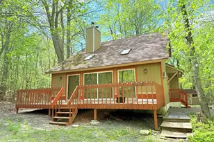 111 Red Maple Ln, Tobyhanna, PA 18466 - Photo 2