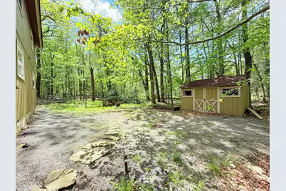  111 Red Maple Lane, Tobyhanna, PA 18466 - Photo 4