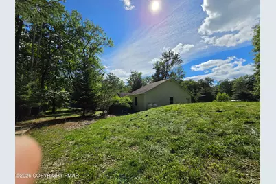  94 Chariton Drive, East Stroudsburg, PA 18301 - Photo 12