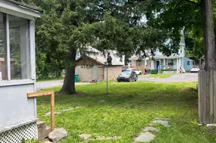 202 N Courtland St, East Stroudsburg, PA 18301 - Photo 8