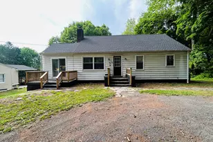 355 E Brown St, East Stroudsburg, PA 18301 - Photo 2