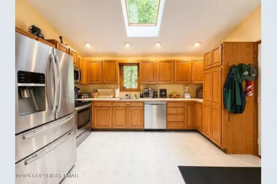  1778 Otsego Lane, Tobyhanna, PA 18466 - Photo 4