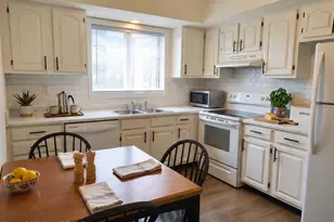 717 Main St, Stroudsburg, PA 18360 - Photo 6