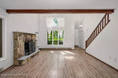  221 Somerset Drive, East Stroudsburg, PA 18301 - Photo 8
