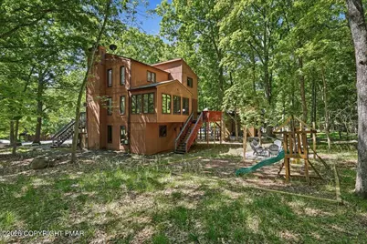  221 Somerset Drive, East Stroudsburg, PA 18301 - Photo 2