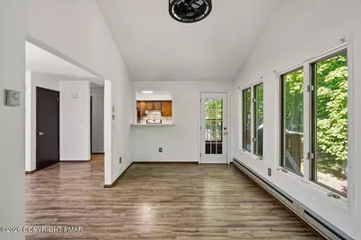  221 Somerset Drive, East Stroudsburg, PA 18301 - Photo 12