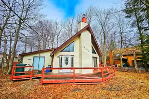 1769 Rolling Hills Dr, Tobyhanna, PA 18466 - Photo 1