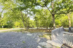 117 Clifton Dr, Bushkill, PA 18324 - Photo 32