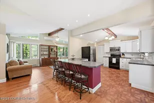 291 Berry Ln, Pocono Lake, PA 18347 - Photo 18